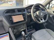Volkswagen Tiguan Allspace TDI R-Line Tech - U10991