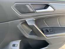 Volkswagen Tiguan Allspace TDI R-Line Tech - U10991
