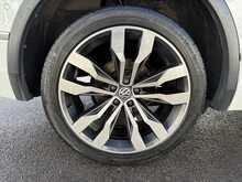 Volkswagen Tiguan Allspace TDI R-Line Tech - U10991