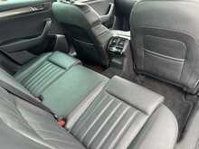 Skoda Superb TDI SE L - U10992