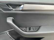 Skoda Superb TDI SE L - U10992