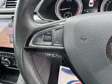 Skoda Superb TDI SE L - U10992