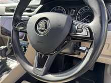 Skoda Superb TSI ACT SE L Executive - U10993