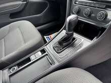 Volkswagen Golf TSI SE Nav - U10995