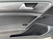 Volkswagen Golf TSI SE Nav - U10995