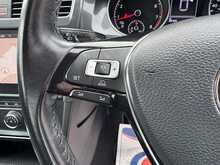 Volkswagen Golf TSI SE Nav - U10995