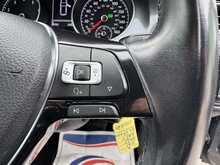 Volkswagen Golf TSI SE Nav - U10995