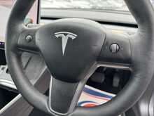 Tesla Model 3 Standard Range Plus - U10997