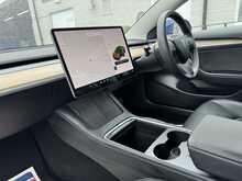 Tesla Model 3 Standard Range Plus - U10997
