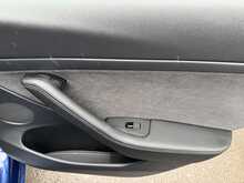 Tesla Model 3 Standard Range Plus - U10997