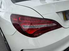 Mercedes-Benz CLA CLA180 AMG Line - U11005