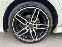 Mercedes-Benz CLA CLA180 AMG Line - U11005