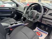 Renault Megane TCe Iconic - U11007