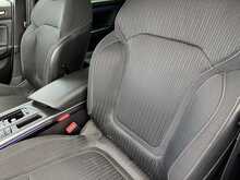 Renault Megane TCe Iconic - U11007