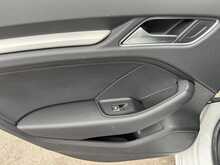 Audi A3 TFSI S line - U11009