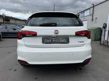 Fiat Tipo MPI Lounge - U11018