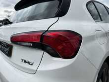 Fiat Tipo MPI Lounge - U11018