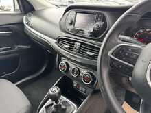 Fiat Tipo MPI Lounge - U11018