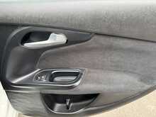 Fiat Tipo MPI Lounge - U11018