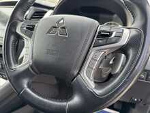 Mitsubishi Shogun Sport D 4 - U11028