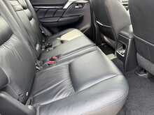 Mitsubishi Shogun Sport D 4 - U11028
