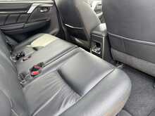 Mitsubishi Shogun Sport D 4 - U11028