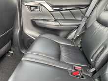 Mitsubishi Shogun Sport D 4 - U11028