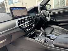 BMW 5 Series 520d MHT M Sport - U11035