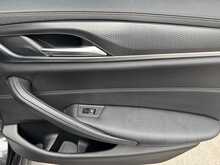 BMW 5 Series 520d MHT M Sport - U11035
