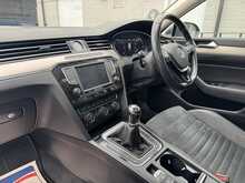 Volkswagen Passat TDI BlueMotion Tech GT - U11037