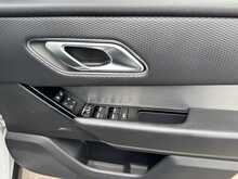 Land Rover Range Rover Velar D180 R-Dynamic S - U11050