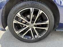 Volkswagen Golf TDI R-Line Edition - U11059