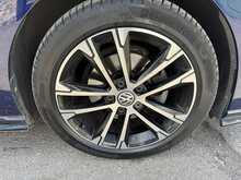 Volkswagen Golf TDI R-Line Edition - U11059