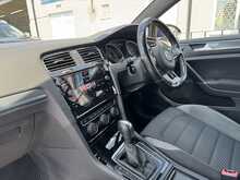 Volkswagen Golf TDI R-Line Edition - U11059