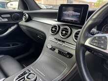 Mercedes-Benz GLC GLC250d AMG Line - U11063