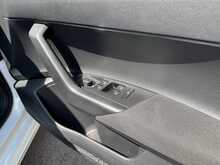 Volkswagen Polo TSI Match - U11067