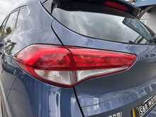 Hyundai TUCSON CRDi Premium - U11069