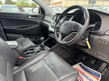 Hyundai TUCSON CRDi Premium - U11069