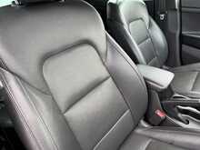 Hyundai TUCSON CRDi Premium - U11069