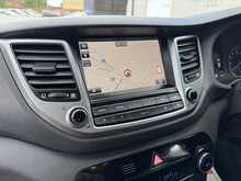 Hyundai TUCSON CRDi Premium - U11069