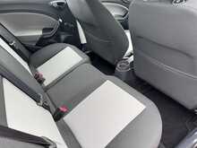 SEAT Ibiza SE - U11094
