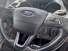 Ford C-Max T EcoBoost Titanium - U11100