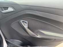 Ford C-Max T EcoBoost Titanium - U11100