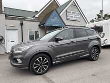Ford Kuga TDCi EcoBlue ST-Line - U11126
