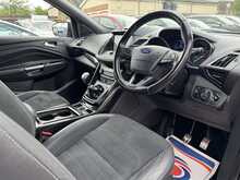 Ford Kuga TDCi EcoBlue ST-Line - U11126