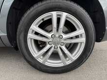 Audi Q3 TFSI CoD S line Edition - U11156