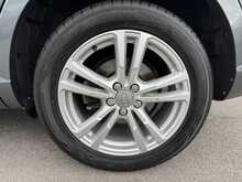 Audi Q3 TFSI CoD S line Edition - U11156