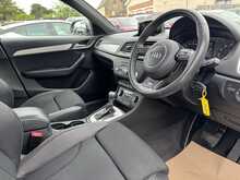 Audi Q3 TFSI CoD S line Edition - U11156