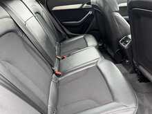 Audi Q3 TFSI CoD S line Edition - U11156