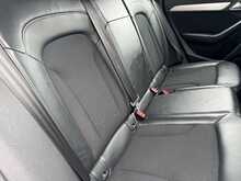 Audi Q3 TFSI CoD S line Edition - U11156